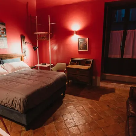 Palazzo Ciolina * LʼAquila