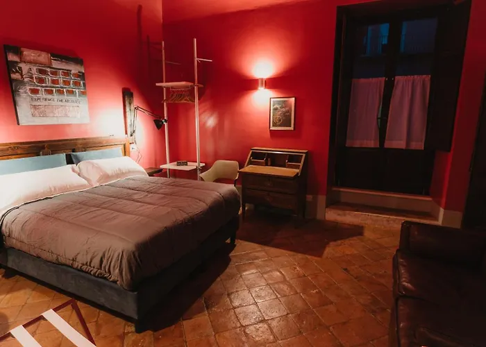 Palazzo Ciolina * LʼAquila