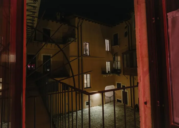 Nyaraló Palazzo Ciolina LʼAquila